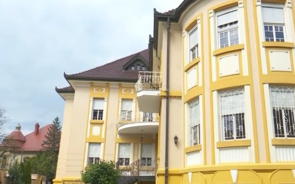 Vila-monument din Timișoara, RECUPERATĂ de la interlopi: Se face grădiniță