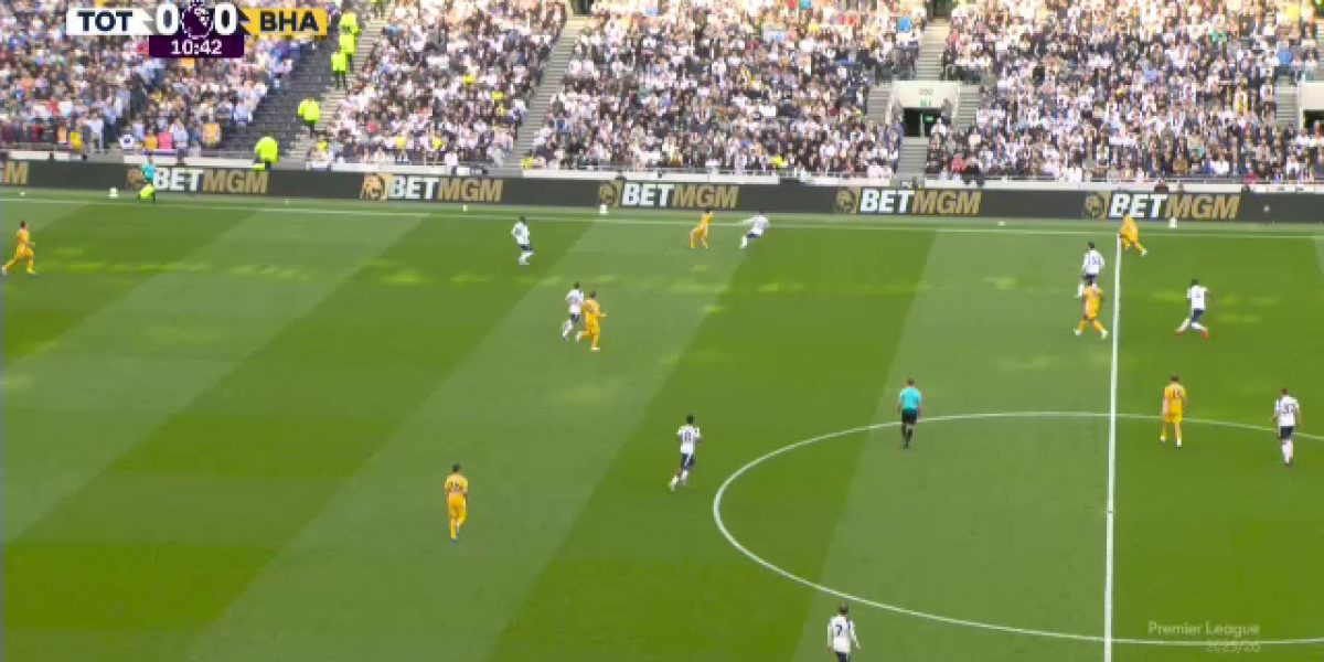 ACUM: Tottenham – Brighton, 1-1! Drăgușin pe bancă, meciul live pe VOYO