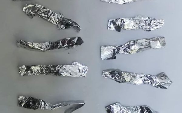 Polițiștii au destructurat o rețea de trafic de droguri de mare risc în Iași Polițiștii din cadrul Brigăzii de Combatere a Criminalității Organizate Iași, în colaborare cu procurorii DIICOT Iași, au reușit să documenteze activitatea infracțională a unui bărbat de 49 de ani, acuzat de trafic cu droguri de mare risc