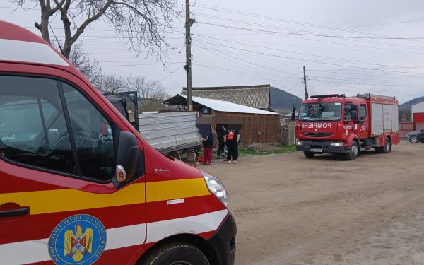 Accident TERIBIL în Neamț: Un bărbat a murit strivit sub o autoutilitară