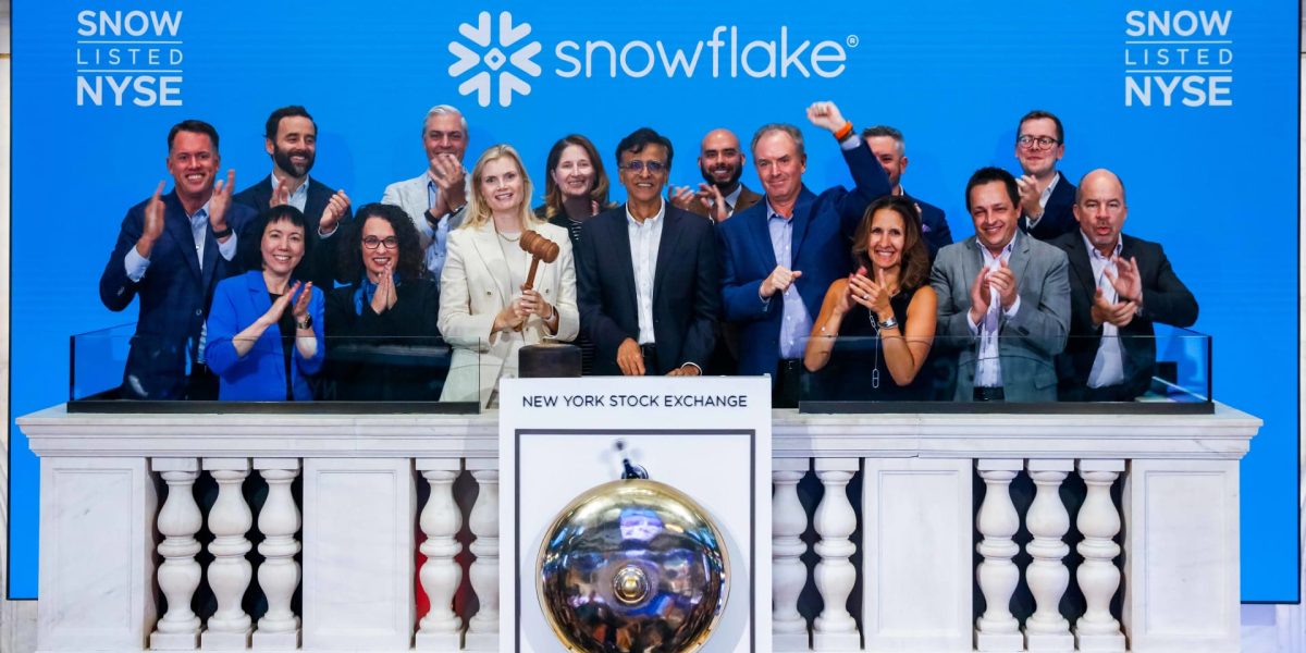 Snowflake, pe valul AI: Acțiunile urcă spectaculos, soft-ul se îmbogățește