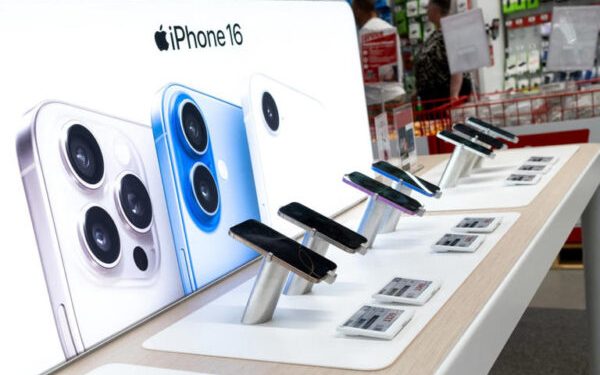 Vânzările de smartphone-uri, prăbușire istorică: criza lovește piața IT