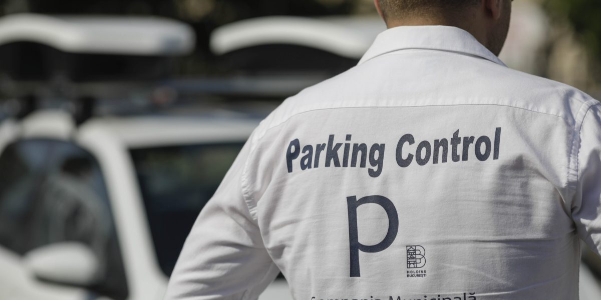 Afacere dubioasă în București: Firmă fără angajați, contract de la Parking