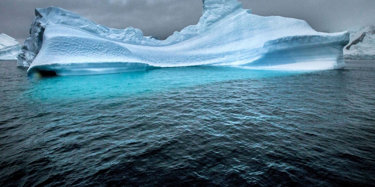 Apele adânci topesc ghețarii ANTARCTICII: Măsurători alarmante