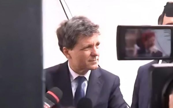 Nicușor Dan, la Galați: Președintele vizitează victimele blocului distrus de dronă
