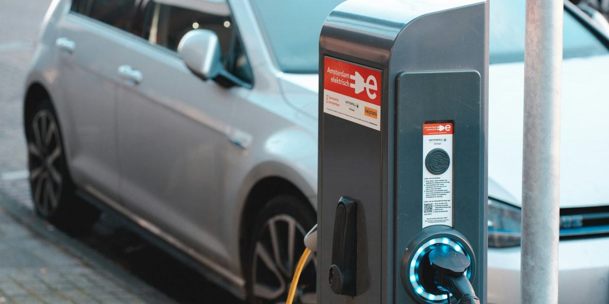 Sectorul 6, București, electrifică! 40 de stații de încărcare pentru mașini