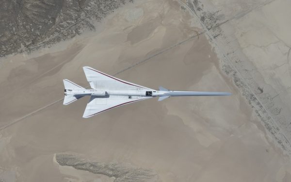 NASA uimește: Noi imagini spectaculoase cu avionul supersonic X-59 în zbor