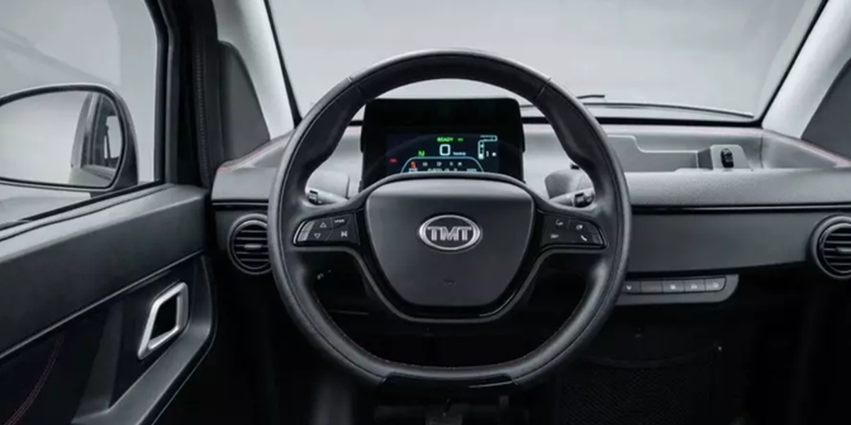 Mașină electrică accesibilă: sub 7000 EUR, concurează cu Honda SH