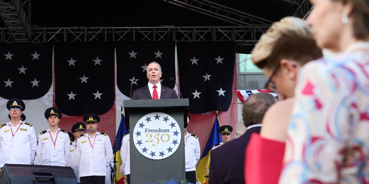 Ambasada SUA, recepție de gală la București