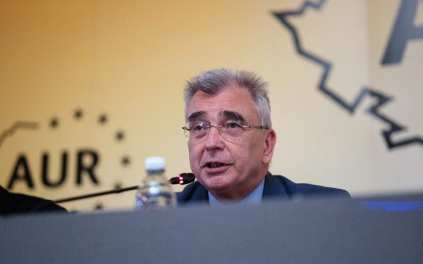 Peiu (AUR): Guvern minoritar, amestec. Vom cere suspendarea președintelui
