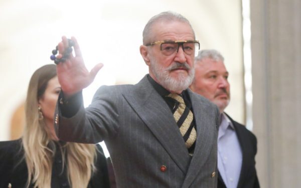 Becali: Grindeanu șocat după votul pentru Guvernul Veorica