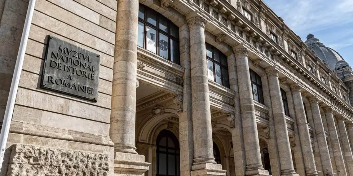 AUR antic la București: Brățări preistorice la Muzeul de Istorie