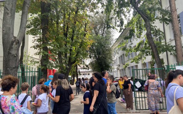 Bac 2026: Elevii bucureșteni intră mâine în focul examenului