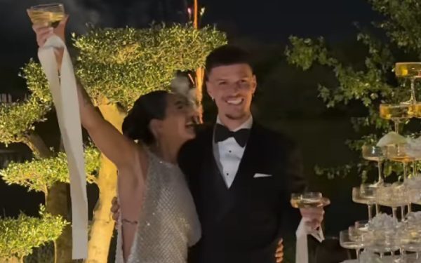 MAN NUNTAȘ: Coleg de la națională naș! Cine a cântat