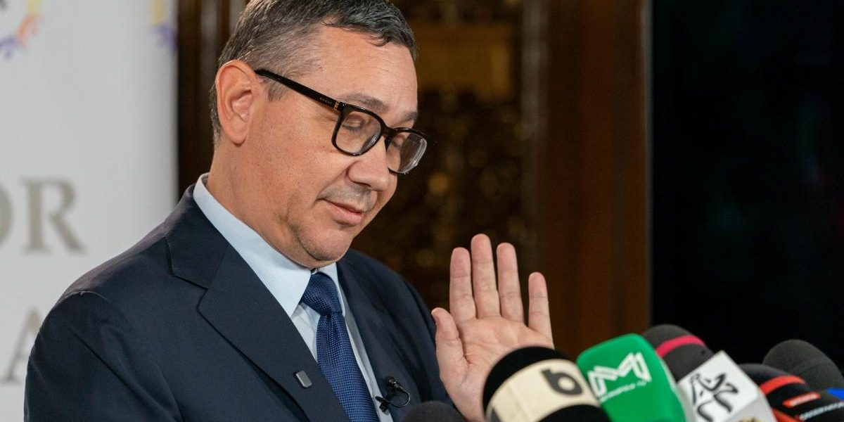 Ponta îl șantajează pe Nicușor Dan: vrea premier după ce l-a mințit pe Veștea
