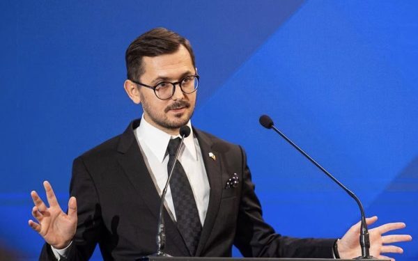PNL: Popescu acuză vot totalitar după congres