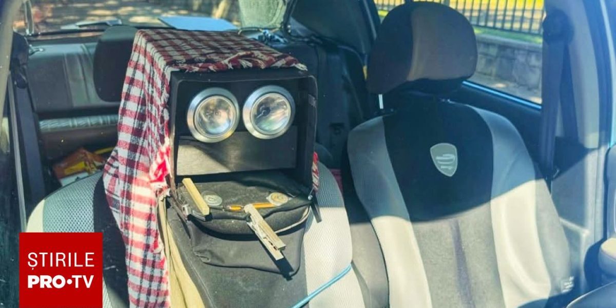 Dacia cu radar de bere, farsă pe Waze