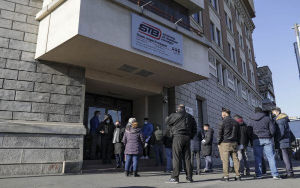 STB: Concurs reluat din „erori”, Ciucu neștiind. 2 miliarde lei miza