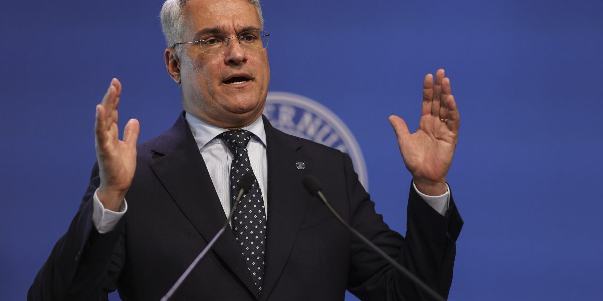 Pîslaru despre DIICOT: Viața a sute de oameni, subiect de glumă?