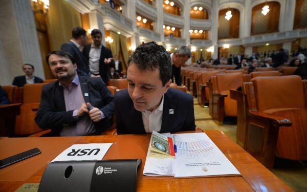 USR scapă de Nicușor Dan? Ghinea vrea candidat comun cu PNL