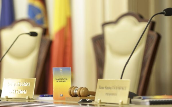CCR, pe 23 septembrie: Decizia pe restanțele salariale magistrați