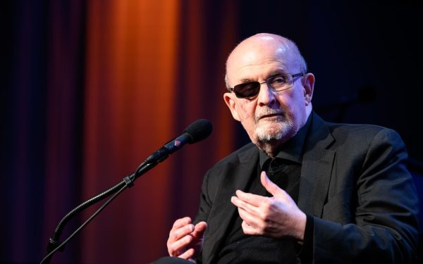 Rushdie: AI nu poate face asta. Zero