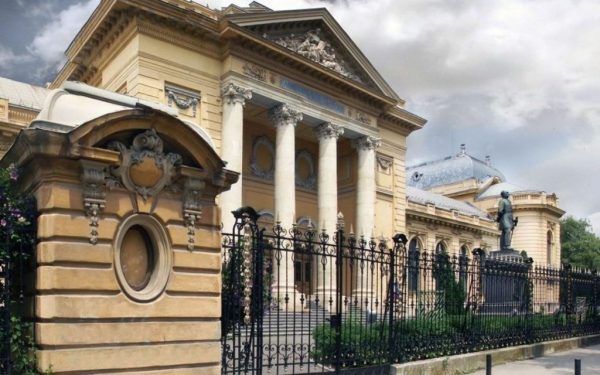 UMF Davila: 2.006 locuriecolepentru viitorii medici