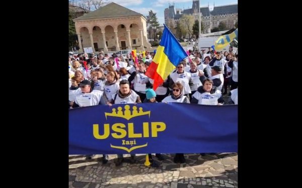 Sindicatele: Guvernul lasă educația să moară de foame