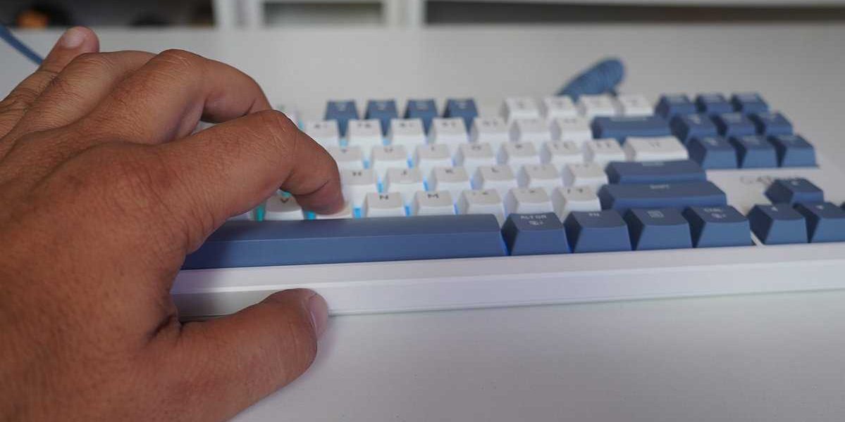 Trust GXT 872 Xyra TKL: Mecanică de top pentru gameri