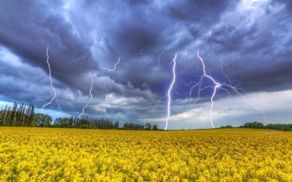 După caniculă, vremea se strică brusc în Ucraina