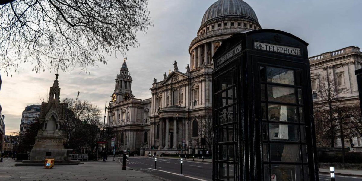 SUA, ACUZATĂ DE INGERINȚĂ POLITICĂ LA LONDRA