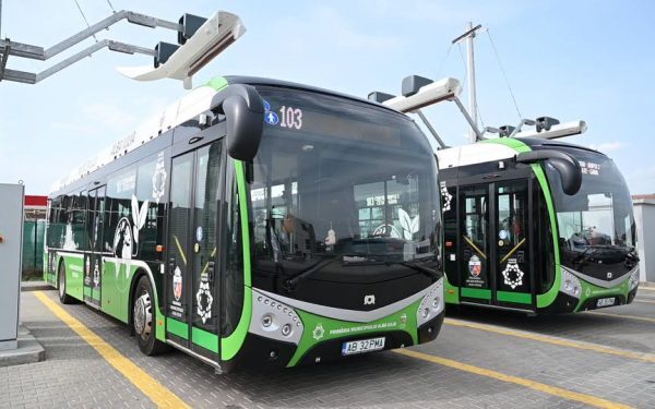 ALBA IULIA: Transportul public revine după două luni de blocaj