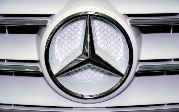 Benzile de lux Mercedes AMG, risc de arsuri: Aventura legală
