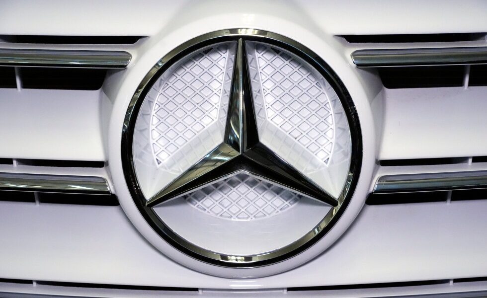 Benzile de lux Mercedes AMG, risc de arsuri: Aventura legală