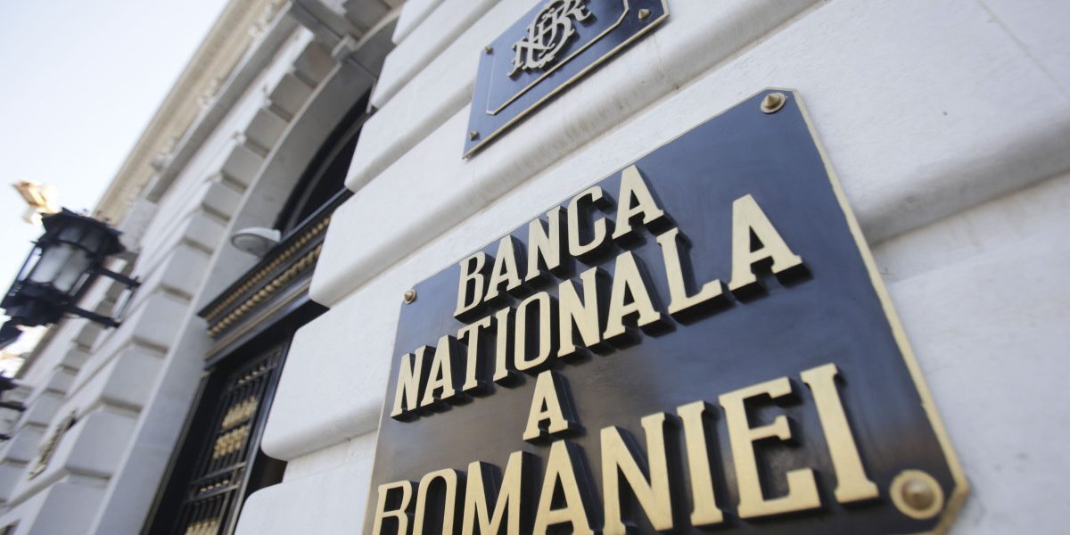 BNR lasă dobânda-cheie neschimbată. Inflația revine țintă în 2027