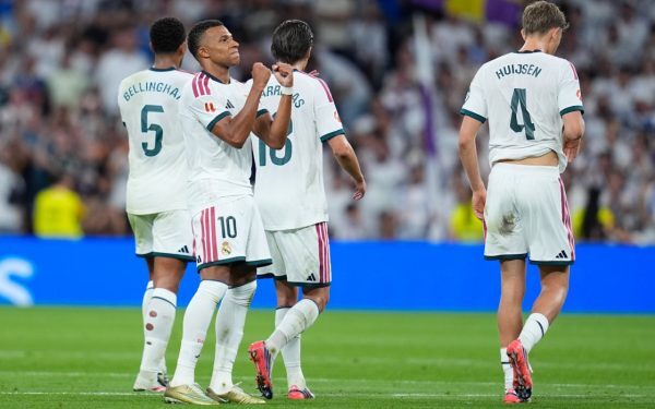 Mbappe, recital la revenirea lui Mourinho. Real Madrid umilește Real Sociedad 4-1