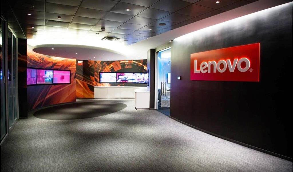 Lenovo, creștere istorică: Inteligența hibridă mută munții