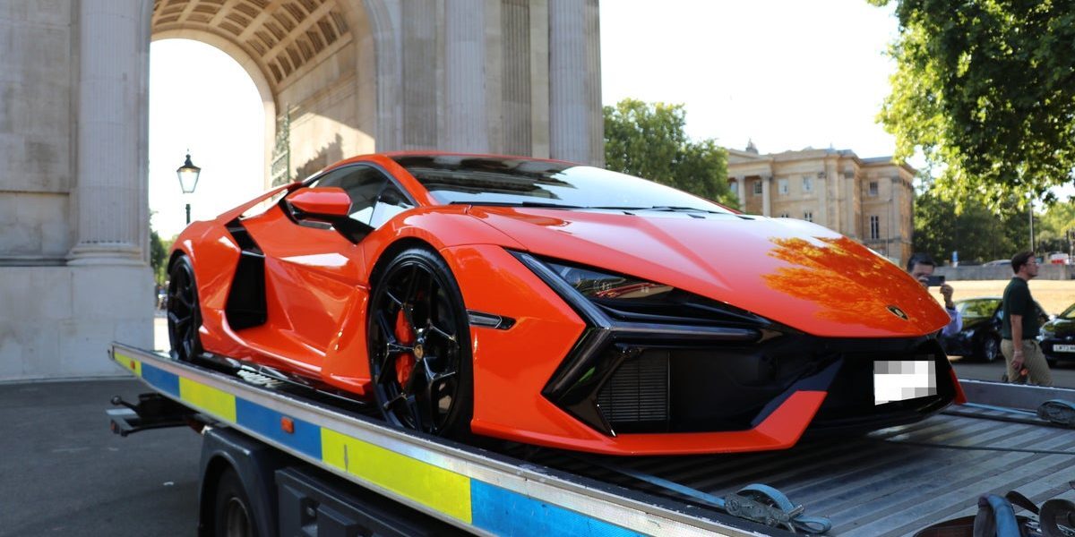 Londra: Mașini de lux de 10 milioane $ confiscate în weekend