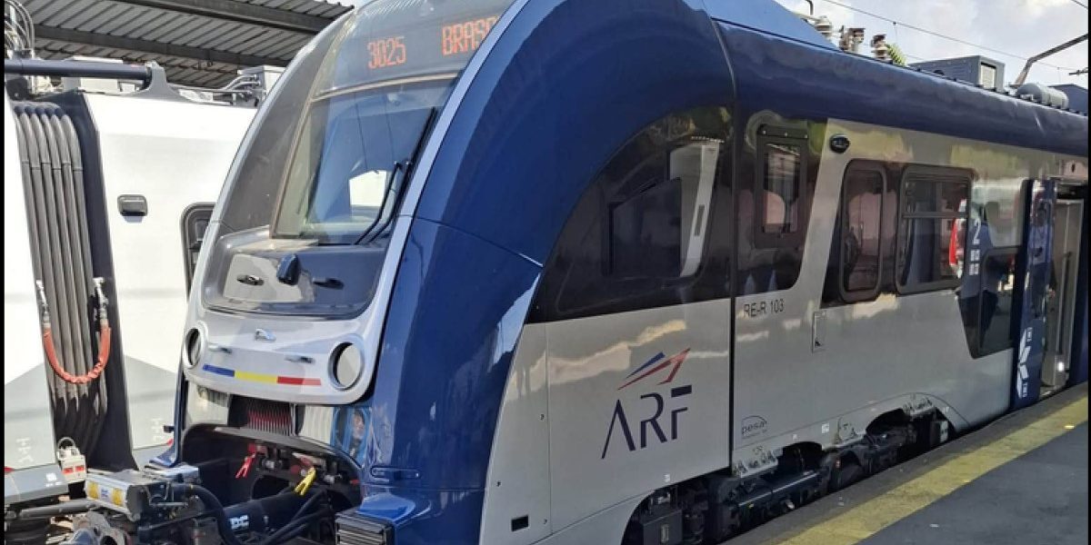 Trenul PESA a ieșit la linia ferată: Miruță, revoltă la Transporturi