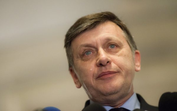 Antonescu: Bolojan pleacă la învestire. Cine e noul premier