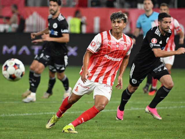 Dinamo, ofertă de 1.800.000€, negocieri în toi