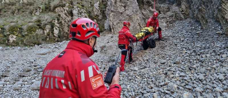 Salvamont: 25 de români salvați în 24 de ore, șase la spital