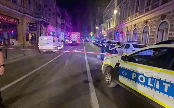 Brașov: Tragedie pe trotuar, doi pietoni uciși de o mașină