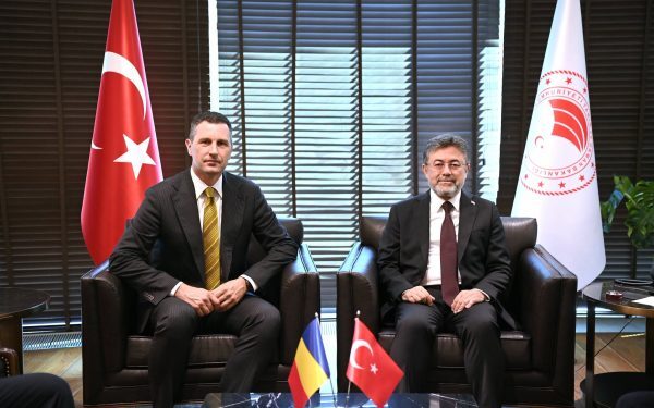 Agricultura: Cooperare România-Turcia, acord pe ovine