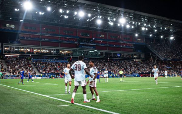 PSG-Aston Villa: Duelul pentru diamantul rar