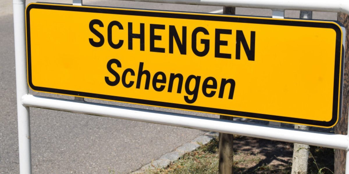 Schengen în fierbere: Spania închide granița cu Italia