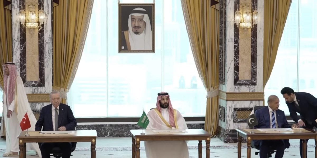 Arabia, Turcia, Pakistan: Acord militar, nu nuclear