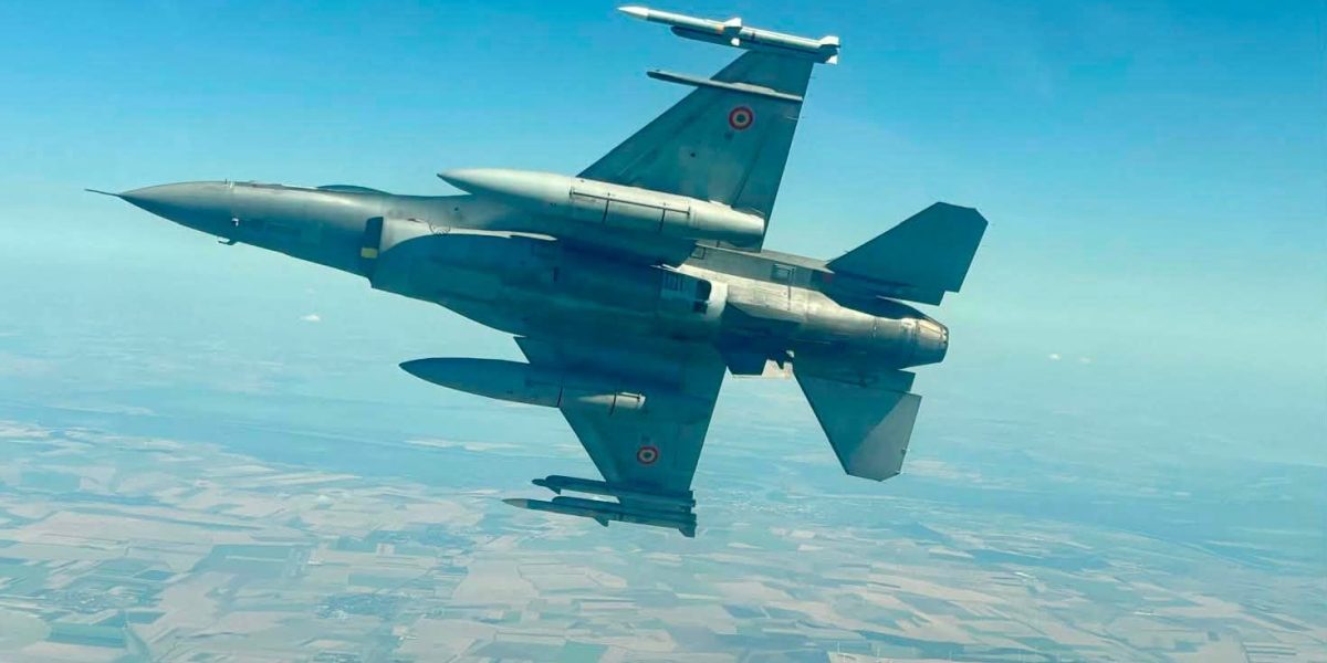Alertă la graniță: Țintă aeriană în spațiul României, F-16 la datorie