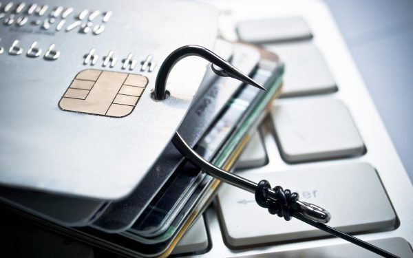 Bănci, ținta hackerilor în România în 2025