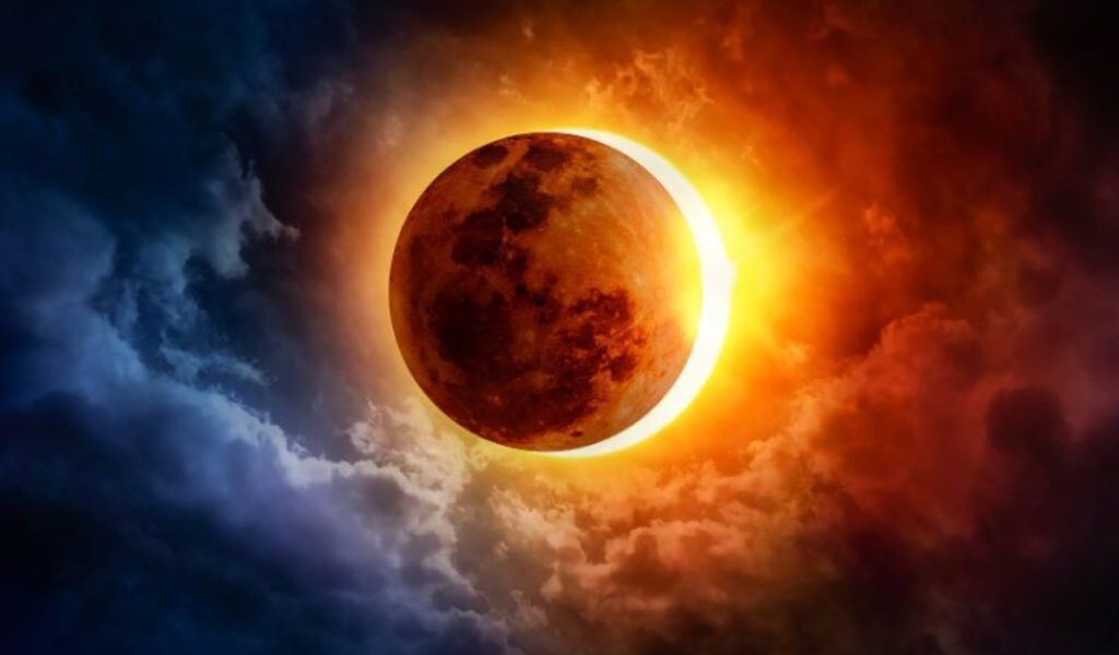 Eclipsea din 12 august: ce NU ai voie și ce riscuri te pândesc